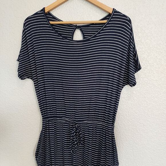 🔴3/$20 Daisy Navy White Striped Pants Romper Size L - Picture 3 of 13